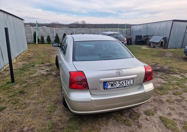 Toyota Avensis cena 8999 przebieg: 332000, rok produkcji 2005 z Ząbki małe 22